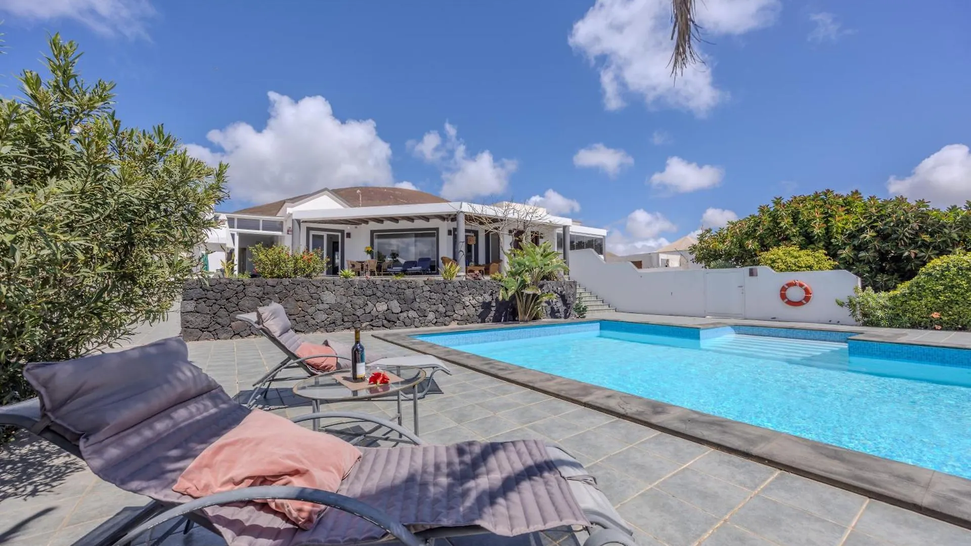Casa Rose Villa Tegoyo 0*,
